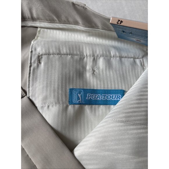 PGA tour shorts Beige Size 42 NWT UPF 50 - Picture 7 of 8